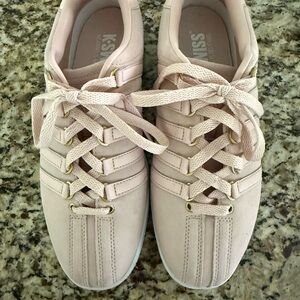 K-Swiss Women's Blush Sneakers
